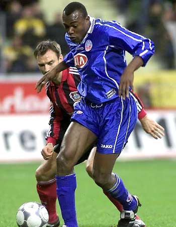 著俱樂部不 著俱樂部不