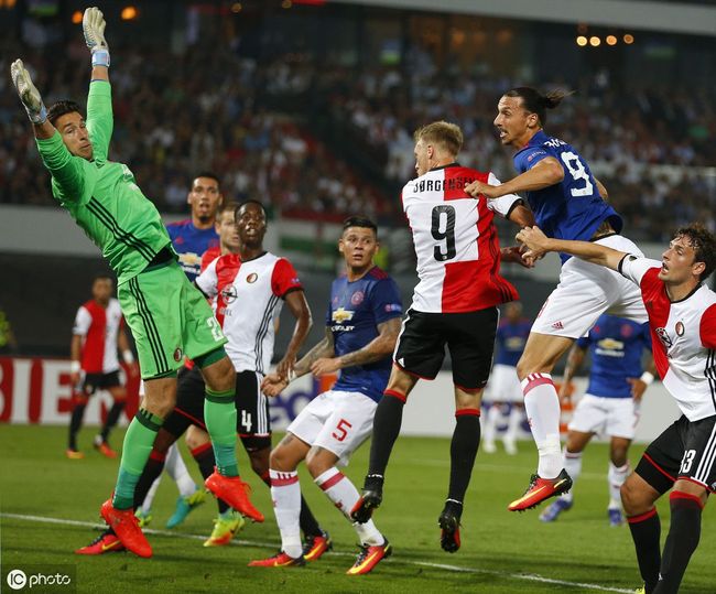 在足坛经济 在足坛经济